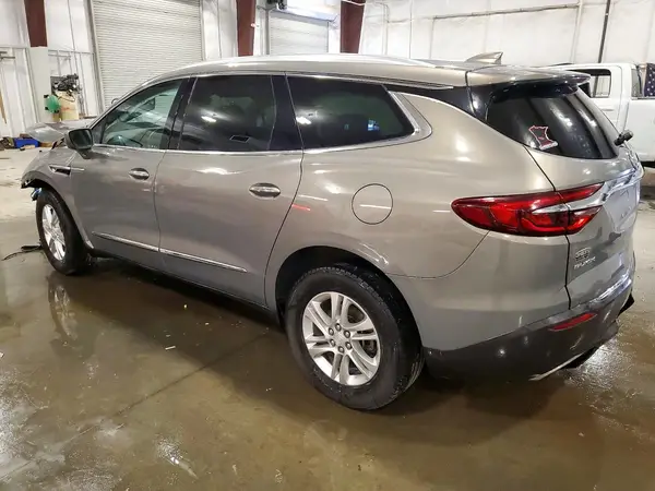 5GAEVAKW9JJ261154 2018 BUICK ENCLAVE - Image 2