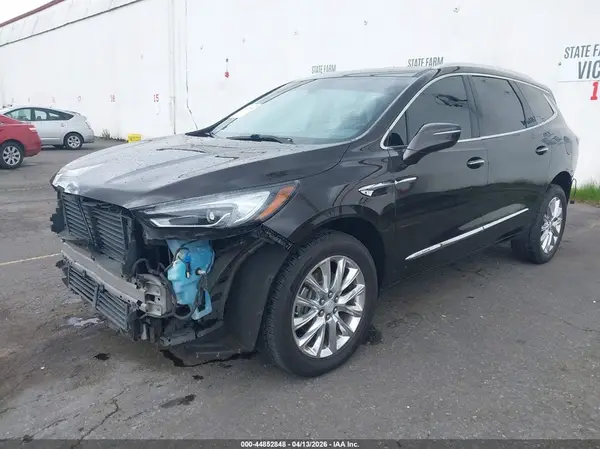 5GAEVAKW9KJ130579 2019 BUICK ENCLAVE - Image 2