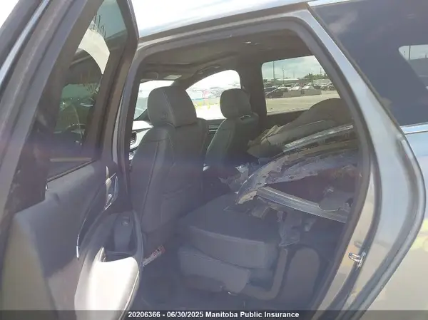 5GAEVAKW9PJ132596 2023 BUICK ENCLAVE - Image 8