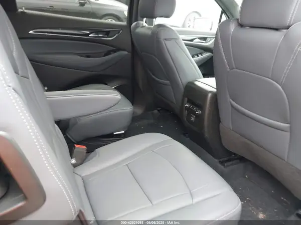 5GAEVAKW9RJ122329 2024 BUICK ENCLAVE - Image 8