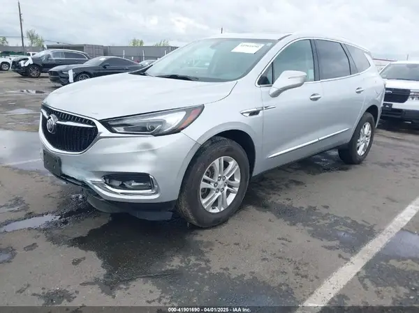 5GAEVAKWXJJ135997 2018 BUICK ENCLAVE - Image 2
