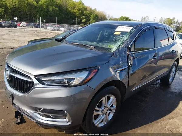 5GAEVAKWXJJ281879 2018 BUICK ENCLAVE - Image 2