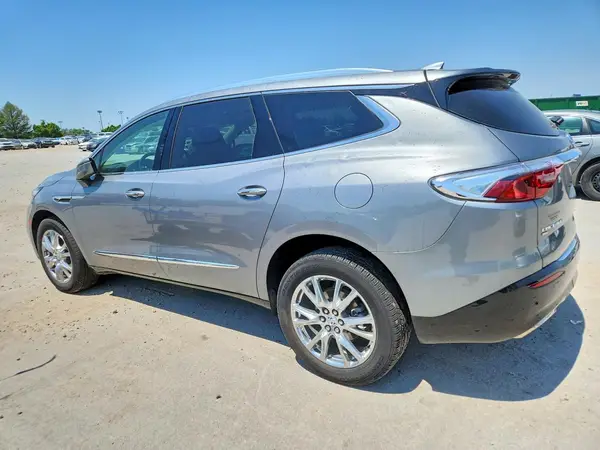 5GAEVAKWXPJ150251 2023 BUICK ENCLAVE - Image 2