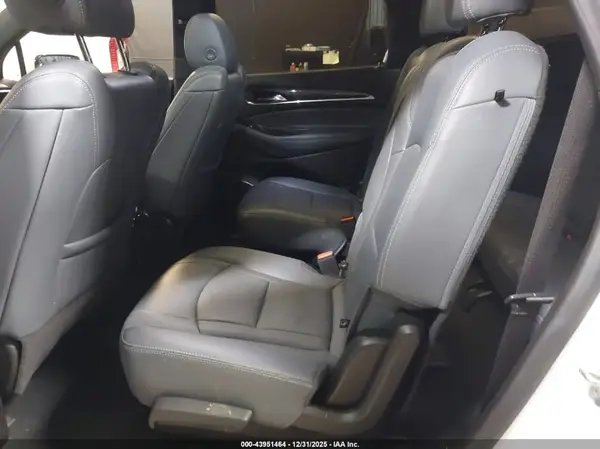 5GAEVAKWXPJ182455 2023 BUICK ENCLAVE - Image 8