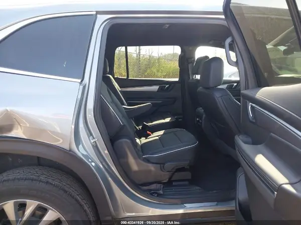 5GAEVARS1SJ227648 2025 BUICK ENCLAVE - Image 8