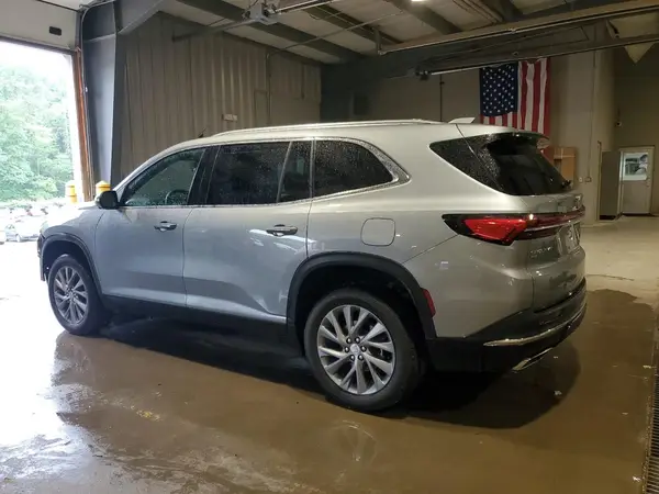5GAEVARS4SJ231063 2025 BUICK ENCLAVE - Image 2