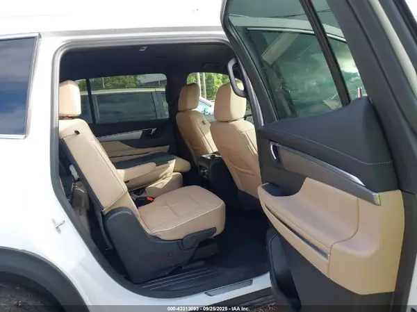 5GAEVARS6SJ151201 2025 BUICK ENCLAVE - Image 8
