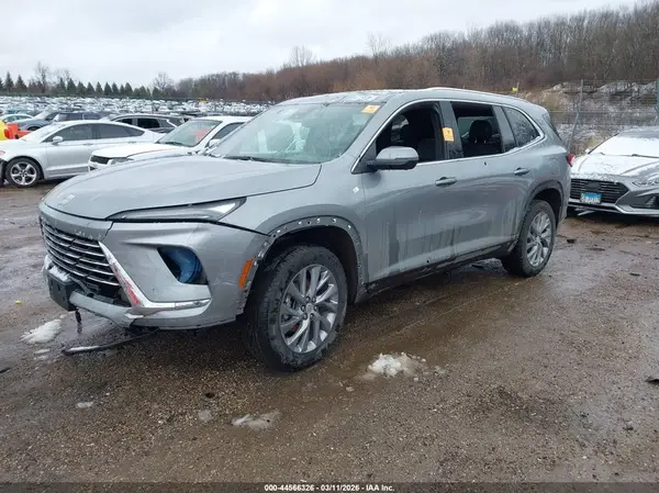 5GAEVARS7SJ227749 2025 BUICK ENCLAVE - Image 2
