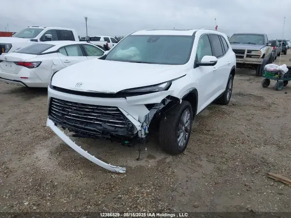 5GAEVARS9SJ291565 2025 BUICK ENCLAVE - Image 2