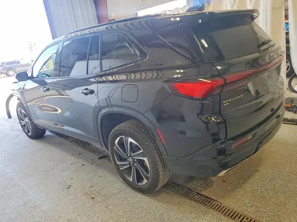 5GAEVBKS1TJ243902 2026 BUICK ENCLAVE - Image 2
