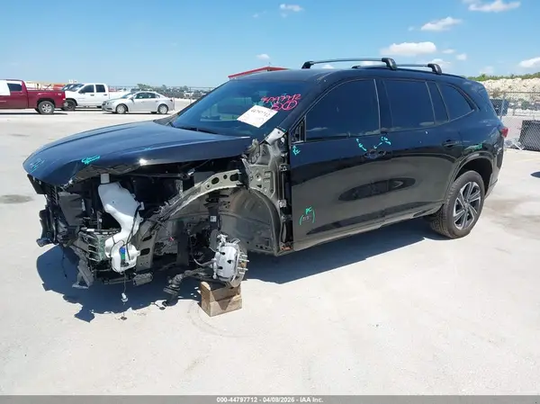5GAEVBKS9TJ157768 2026 BUICK ENCLAVE - Image 2