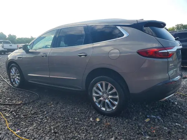 5GAEVBKW0JJ143497 2018 BUICK ENCLAVE - Image 2