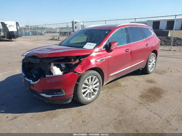 5GAEVBKW0JJ201169 2018 BUICK ENCLAVE - Image 2