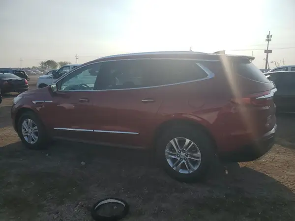 5GAEVBKW0JJ224757 2018 BUICK ENCLAVE - Image 2