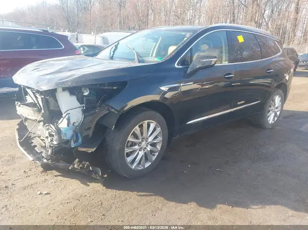5GAEVBKW0JJ254860 2018 BUICK ENCLAVE - Image 2