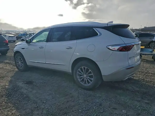 5GAEVBKW0NJ132327 2022 BUICK ENCLAVE - Image 2