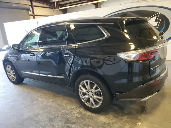 5GAEVBKW0NJ134482 2022 BUICK ENCLAVE - Image 2