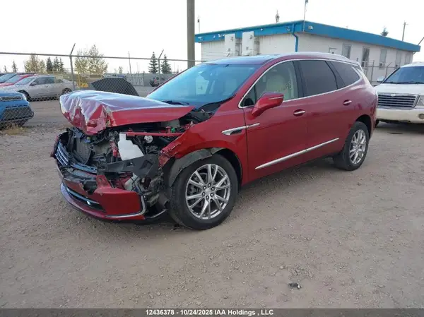 5GAEVBKW0NJ173539 2022 BUICK ENCLAVE - Image 2