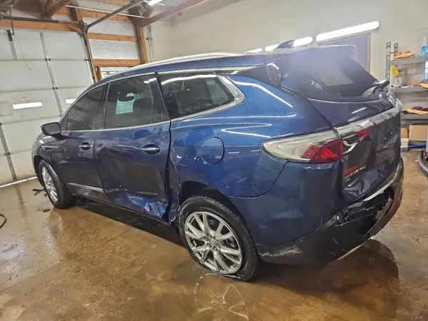 5GAEVBKW0PJ189646 2023 BUICK ENCLAVE - Image 2