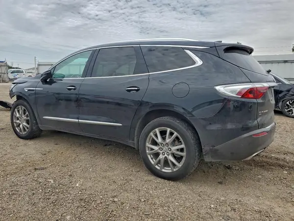 5GAEVBKW0RJ111404 2024 BUICK ENCLAVE - Image 2