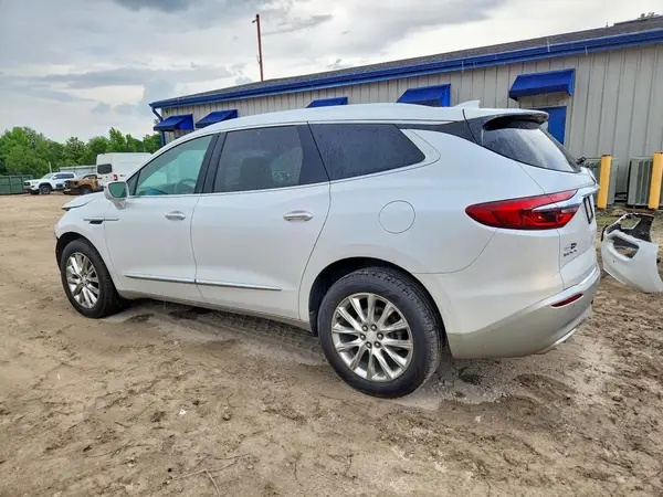 5GAEVBKW1JJ184737 2018 BUICK ENCLAVE - Image 2