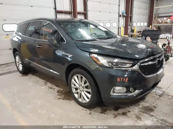 5GAEVBKW1JJ236948 2018 BUICK ENCLAVE - Image 1