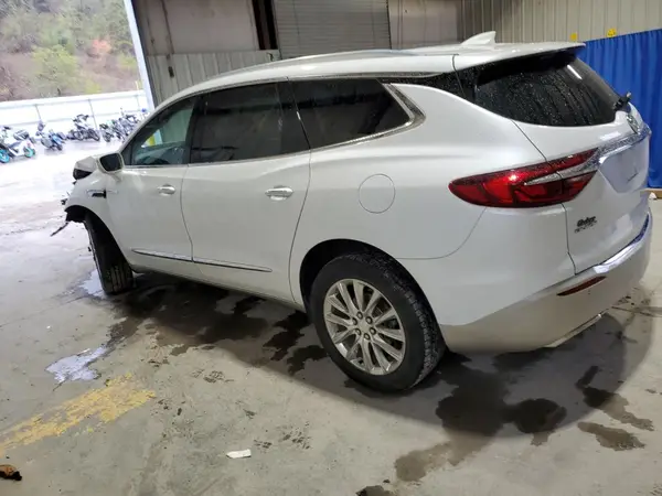 5GAEVBKW1JJ276527 2018 BUICK ENCLAVE - Image 2