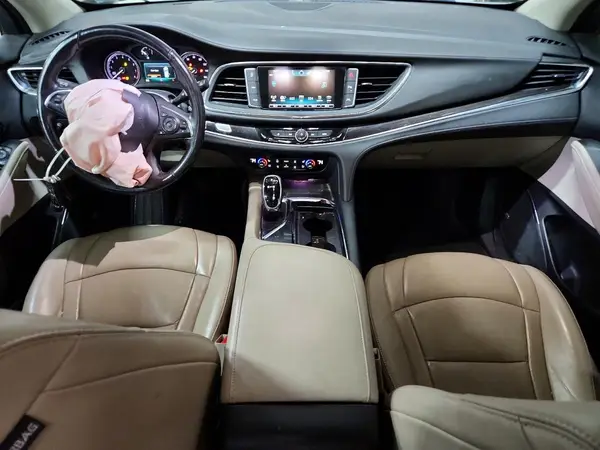 5GAEVBKW1KJ110624 2019 BUICK ENCLAVE - Image 8