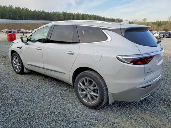 5GAEVBKW1NJ103581 2022 BUICK ENCLAVE - Image 2
