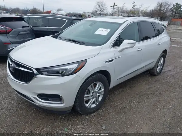5GAEVBKW2KJ212420 2019 BUICK ENCLAVE - Image 2