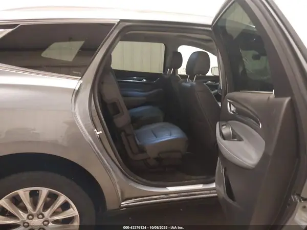 5GAEVBKW2MJ158734 2021 BUICK ENCLAVE - Image 8