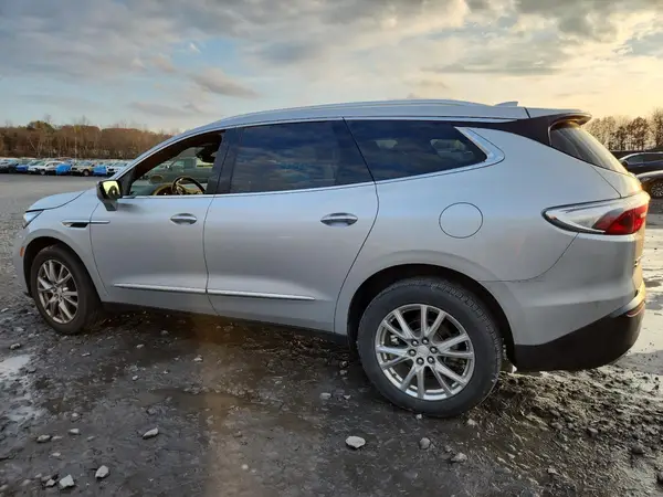 5GAEVBKW2NJ125265 2022 BUICK ENCLAVE - Image 2