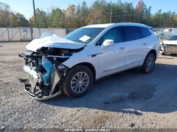 5GAEVBKW2NJ132636 2022 BUICK ENCLAVE - Image 2