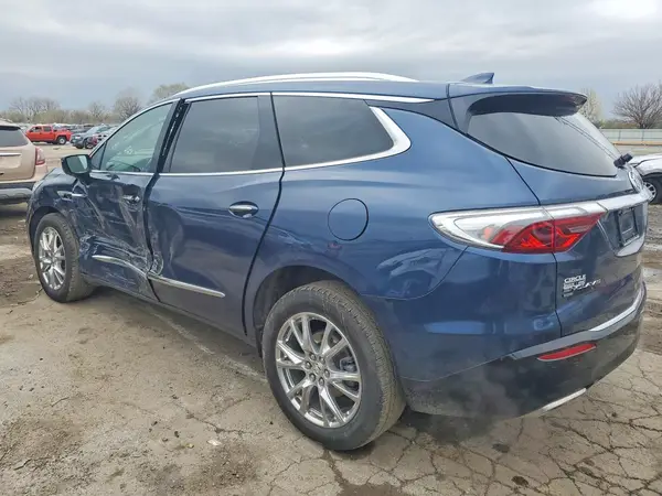 5GAEVBKW2PJ141761 2023 BUICK ENCLAVE - Image 2