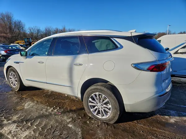 5GAEVBKW2RJ129855 2024 BUICK ENCLAVE - Image 2