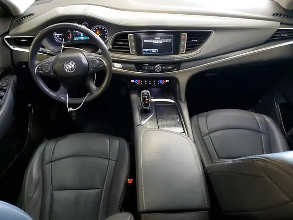 5GAEVBKW3JJ116035 2018 BUICK ENCLAVE - Image 8