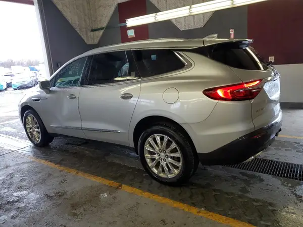 5GAEVBKW3JJ173397 2018 BUICK ENCLAVE - Image 2