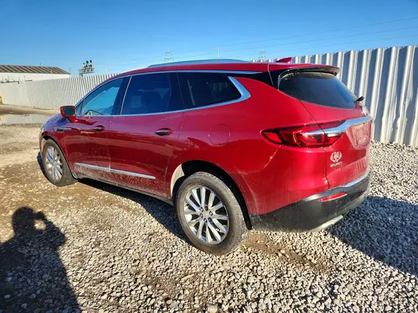 5GAEVBKW3JJ224753 2018 BUICK ENCLAVE - Image 2