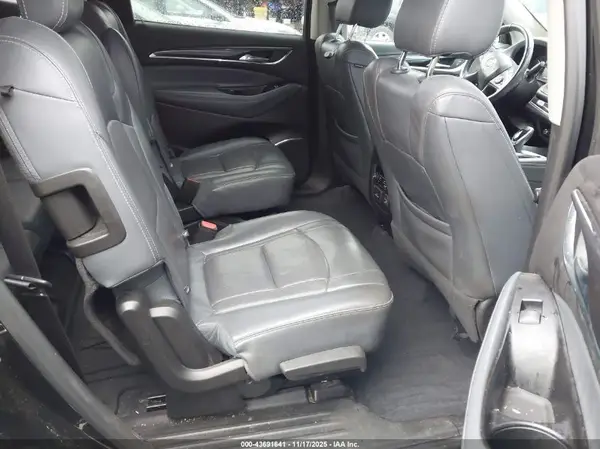 5GAEVBKW3JJ244694 2018 BUICK ENCLAVE - Image 8