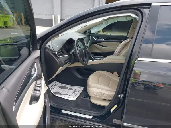 5GAEVBKW3KJ301350 2019 BUICK ENCLAVE - Image 8