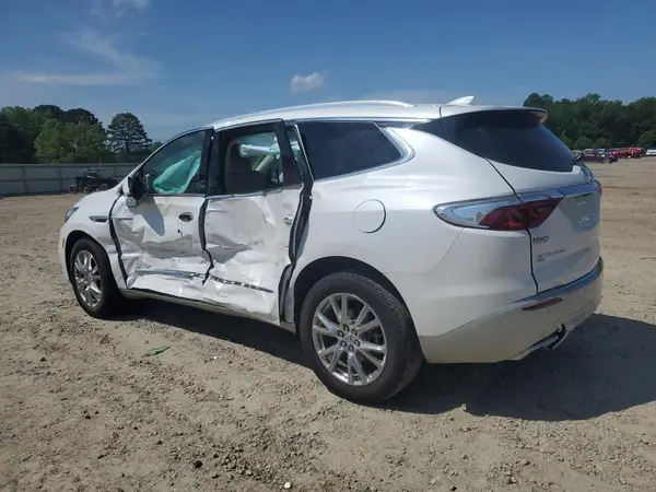5GAEVBKW3PJ188913 2023 BUICK ENCLAVE - Image 2