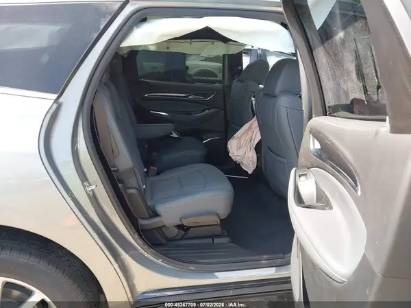 5GAEVBKW3PJ248110 2023 BUICK ENCLAVE - Image 8