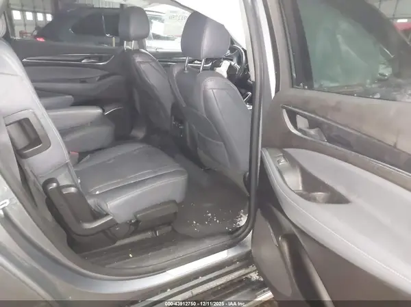 5GAEVBKW4JJ120966 2018 BUICK ENCLAVE - Image 8