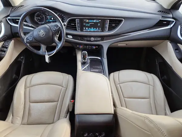 5GAEVBKW4JJ184957 2018 BUICK ENCLAVE - Image 8