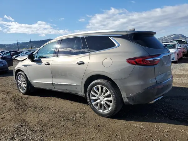 5GAEVBKW4JJ200834 2018 BUICK ENCLAVE - Image 2