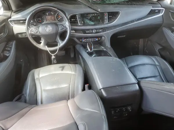 5GAEVBKW4JJ252111 2018 BUICK ENCLAVE - Image 8