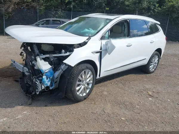 5GAEVBKW4JJ268079 2018 BUICK ENCLAVE - Image 2