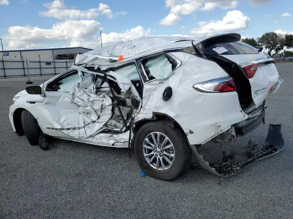 5GAEVBKW4RJ123958 2024 BUICK ENCLAVE - Image 2