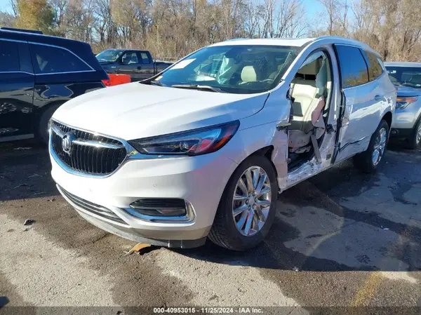 5GAEVBKW5JJ177337 2018 BUICK ENCLAVE - Image 2