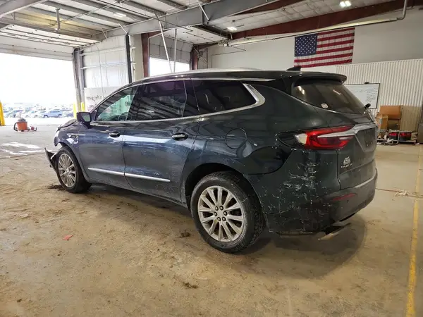 5GAEVBKW5JJ201913 2018 BUICK ENCLAVE - Image 2